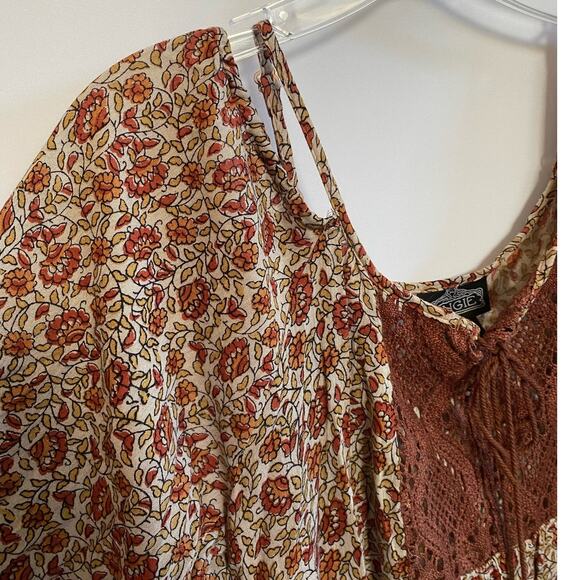 Angie Cream and Brown Tunic Top - Picture 12 of 13